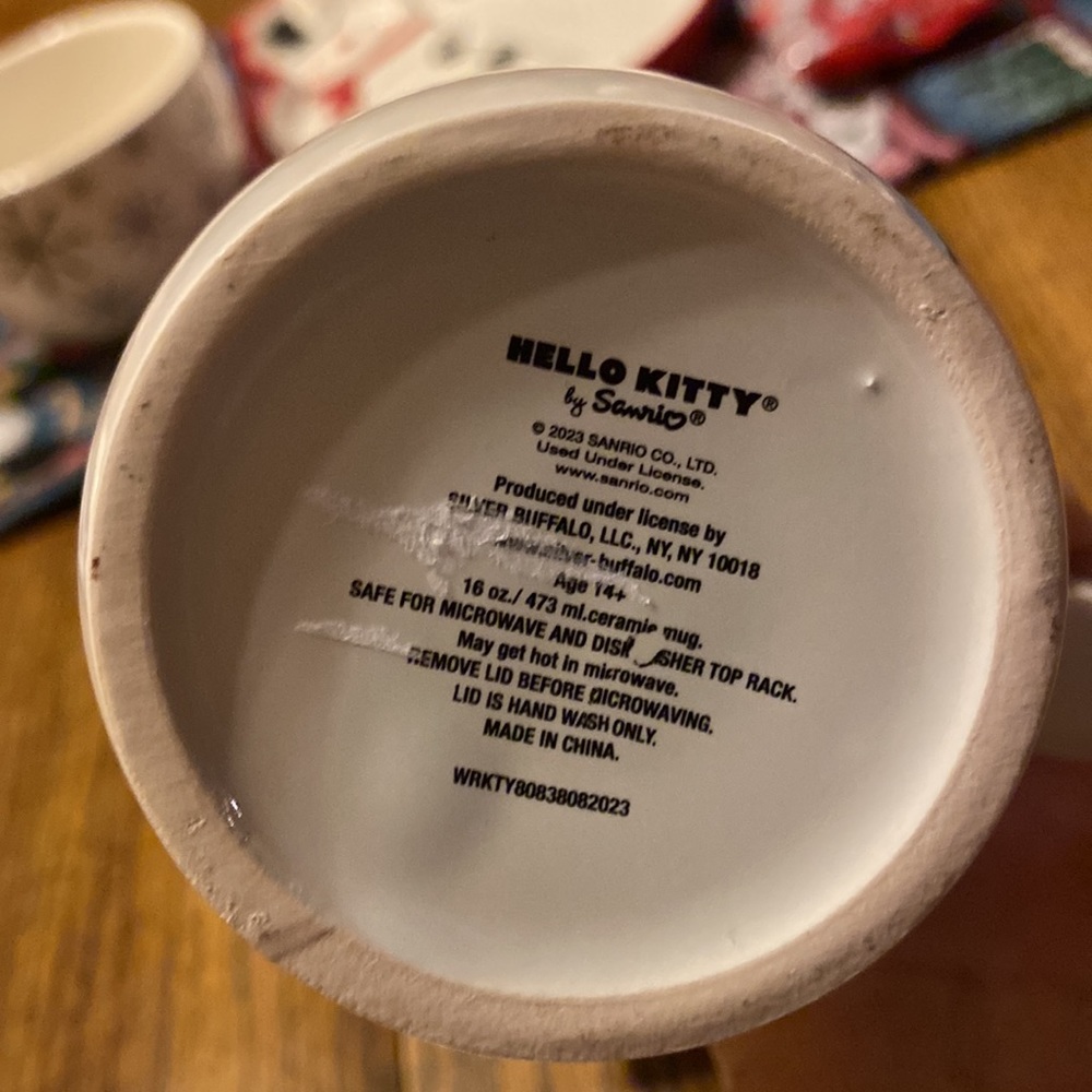 Hello Kitty winter mug - Picture 4 of 5